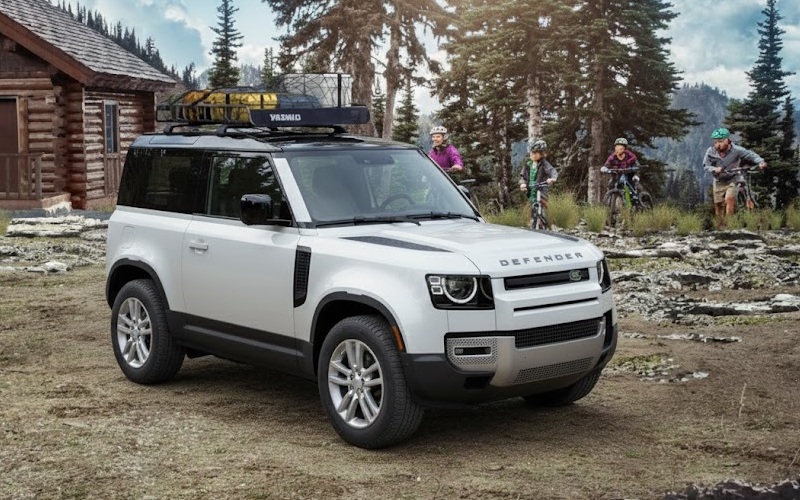 2025 White Land Rover Defender 110